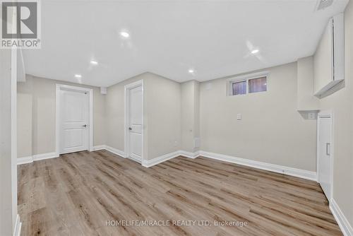 18 Elderfield Crescent, Toronto, ON - Indoor
