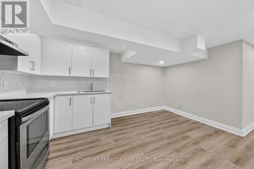 18 Elderfield Crescent, Toronto, ON - Indoor Photo Showing Other Room