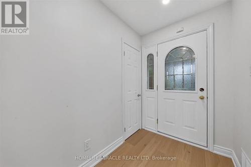 18 Elderfield Crescent, Toronto, ON - Indoor Photo Showing Other Room