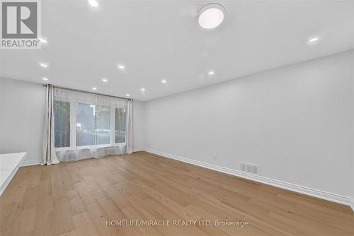 18 Elderfield Crescent, Toronto, ON - Indoor Photo Showing Other Room