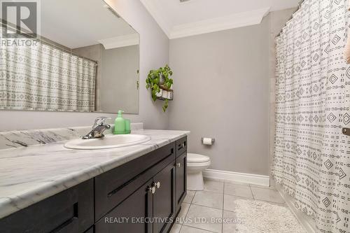 86 Stillwater Crescent, Hamilton, ON - Indoor Photo Showing Bathroom