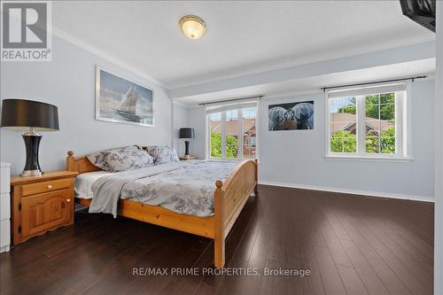 201 Gladeview Private, Ottawa, ON - Indoor Photo Showing Bedroom