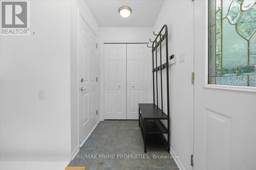 201 Gladeview Private, Ottawa, ON - Indoor Photo Showing Other Room