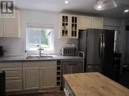 Kitchen - 6576 Quarry Point Road, Ramara, ON - Indoor Photo Showing Kitchen With Double Sink