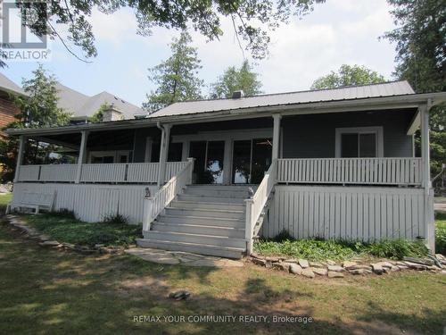 Lakeside view of the Cottage - 6576 Quarry Point Road, Ramara, ON - Outdoor