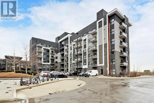334 - 102 GROVEWOOD COMMON  Oakville, ON L6H 0X2