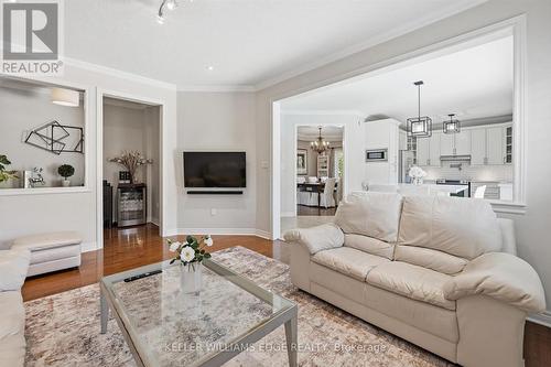 5444 Sundial Road, Burlington, ON - Indoor Photo Showing Living Room