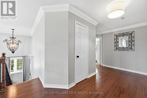5444 Sundial Road, Burlington, ON - Indoor Photo Showing Other Room