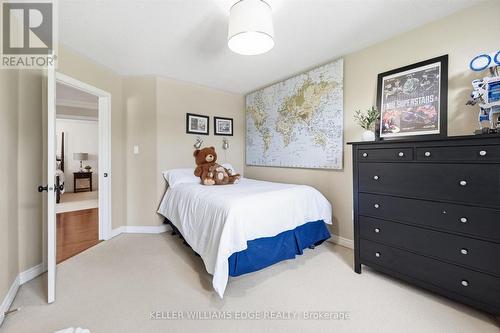 5444 Sundial Road, Burlington, ON - Indoor Photo Showing Bedroom