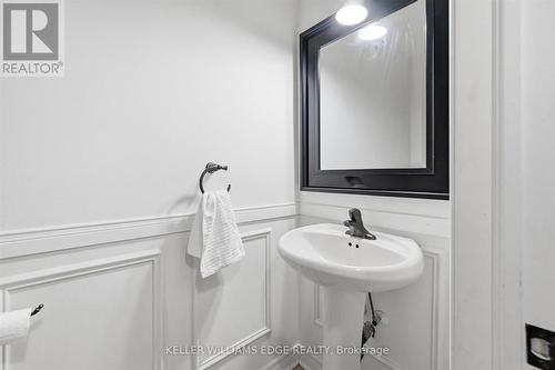 5444 Sundial Road, Burlington, ON - Indoor Photo Showing Bathroom