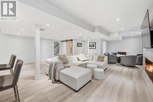 5444 Sundial Road, Burlington, ON - Indoor Photo Showing Living Room With Fireplace