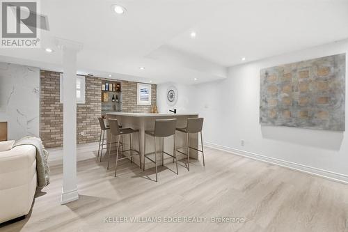 5444 Sundial Road, Burlington, ON - Indoor