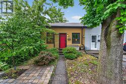 153 FERRIE STREET E  Hamilton, ON L8L 3T4