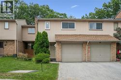 1558 LANCASTER Drive Unit# 69 Oakville, ON L6H 2Z4