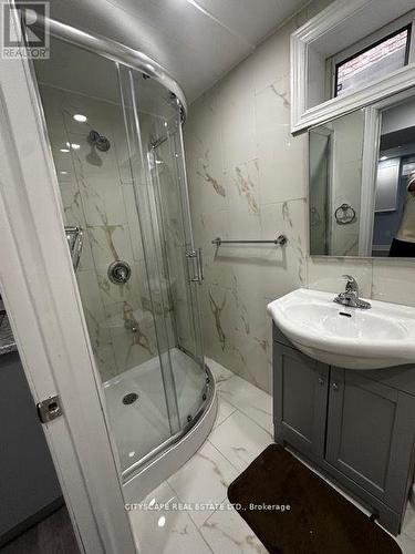 82 Chatfield Drive, Ajax, ON - Indoor Photo Showing Bathroom