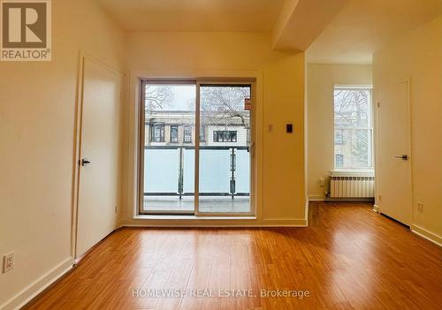 205 - 1 TRILLER AVENUE , Toronto, Ontario M6K 3B7 2