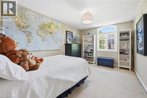 5444 Sundial Road, Burlington, ON - Indoor Photo Showing Bedroom