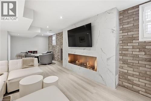 5444 Sundial Road, Burlington, ON - Indoor Photo Showing Living Room With Fireplace