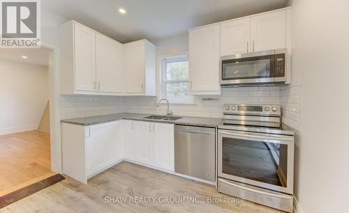 69 Hungerford Road, Cambridge, ON - Indoor Photo Showing Kitchen With Double Sink