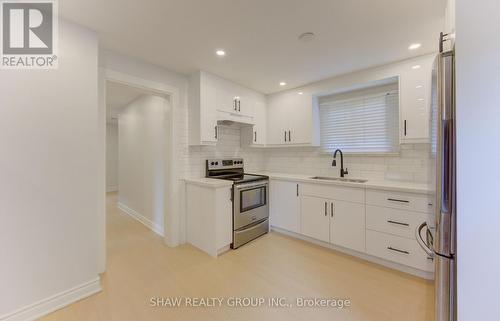 69 Hungerford Road, Cambridge, ON - Indoor Photo Showing Kitchen