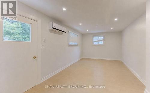 69 Hungerford Road, Cambridge, ON - Indoor Photo Showing Other Room