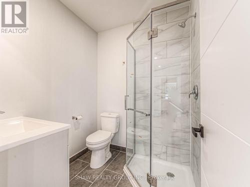 69 Hungerford Road, Cambridge, ON - Indoor Photo Showing Bathroom
