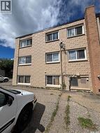 1 2620 5th AVENUE N  Regina, SK S4R 5E5