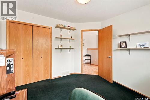 225 Mikkelson Drive, Regina, SK - Indoor Photo Showing Other Room