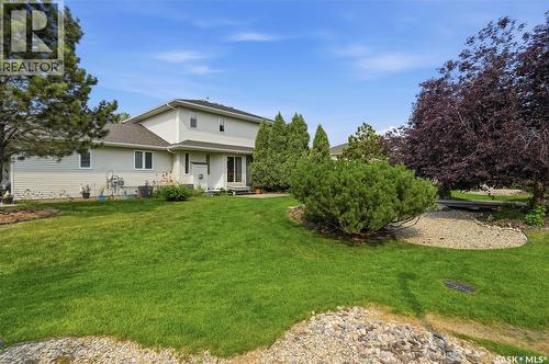225 Mikkelson Drive, Regina, SK - Outdoor