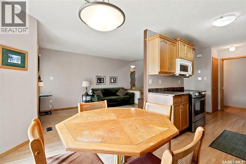 225 Mikkelson Drive, Regina, SK - Indoor Photo Showing Dining Room