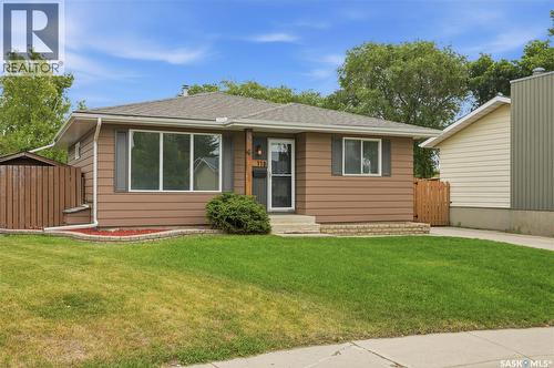 118 Dundurn Place, Saskatoon, SK - Outdoor