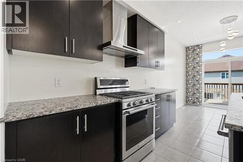 359 Beechdrops Drive, Waterloo, ON - Indoor Photo Showing Kitchen