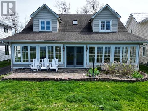 203 LAKE DRIVE E , Georgina, Ontario L4P 3E9 3