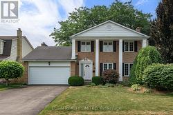 16 MASSEY DRIVE St. Thomas, ON N5R 5M6