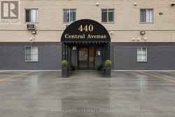 405 - 440 CENTRAL AVENUE  London East (East F), ON N6B 2E5