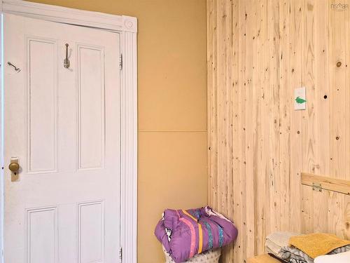 4486 242 Highway, Maccan, NS - Indoor