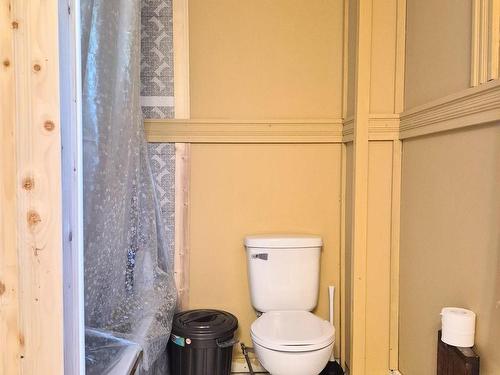 4486 242 Highway, Maccan, NS - Indoor Photo Showing Bathroom