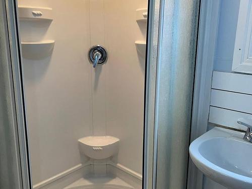40 King Street, Truro, NS - Indoor Photo Showing Bathroom
