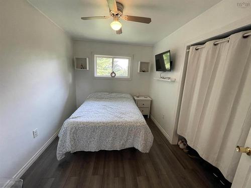 1231 289 Highway, Brookfield, NS - Indoor Photo Showing Bedroom