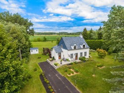 385 Mtée du Pré-Vert  Beloeil, QC J3G 0X9