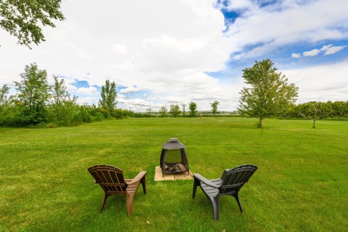 Courtyard - 385 Mtée Du Pré-Vert, Beloeil, QC - Outdoor With View
