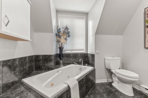 Salle de bains - 370 Ch. St-Antoine, Val-Des-Monts, QC - Indoor Photo Showing Bathroom
