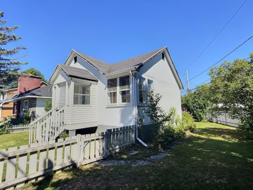 Cour - 171 Av. Champlain, Val-D'Or, QC - Outdoor
