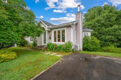 142 Rue Marguerite  Sainte-Agathe-Des-Monts, QC J8C 3L7