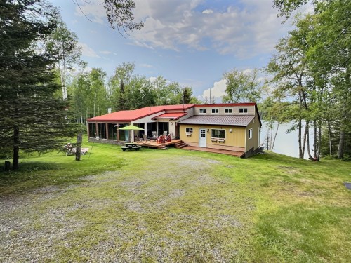 1100 Ch Des Collines — photo 1