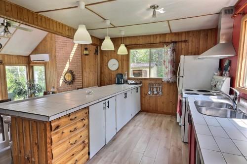 Cuisine - 1100 Ch. Des Collines, Rouyn-Noranda, QC - Indoor Photo Showing Kitchen With Double Sink