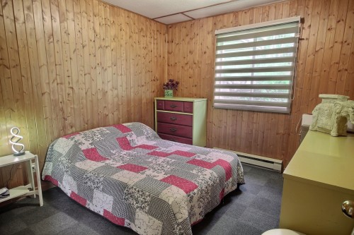 Chambre à coucher - 1100 Ch. Des Collines, Rouyn-Noranda, QC - Indoor Photo Showing Bedroom