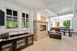 Salon - 