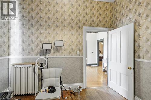 132 Emerald Street S, Hamilton, ON - Indoor Photo Showing Other Room