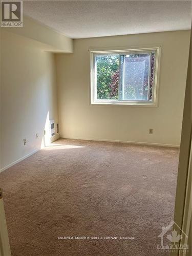 205 - 325 Centrum Boulevard, Ottawa, ON - Indoor Photo Showing Other Room